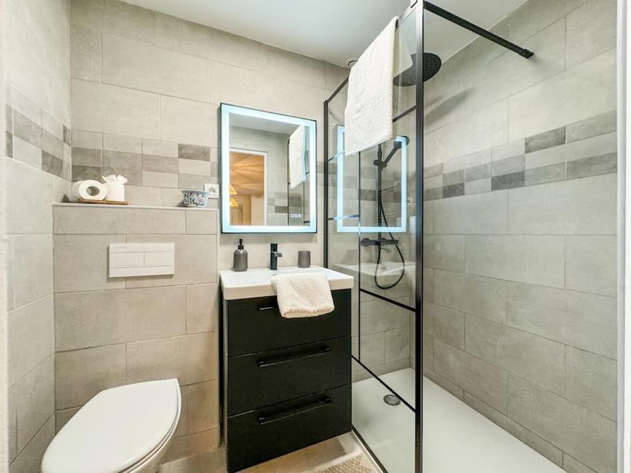 Elegance Au Coeur De Tarbes Apartment Екстериор снимка